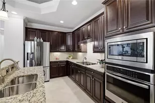 28517 Westmeath Ct, Bonita Springs, FL 34135 - Photo 8