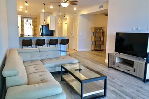 15126 Palmer Lake Cir, Naples, FL 34109 - Photo 4