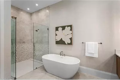 835 11th Ave S, Naples, FL 34102 - Photo 18