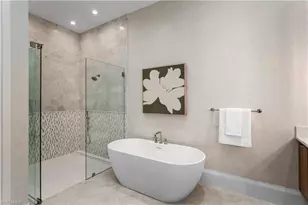 835 11th Ave S, Naples, FL 34102 - Photo 18