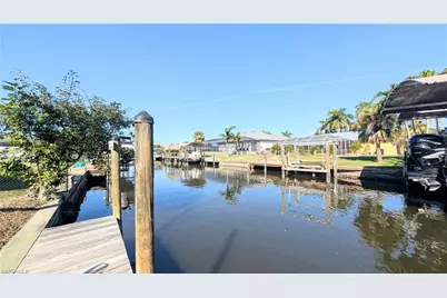 5279 Stratford Ct, Cape Coral, FL 33904 - Photo 14