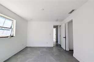 5279 Stratford Ct, Cape Coral, FL 33904 - Photo 10