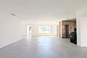 5279 Stratford Ct, Cape Coral, FL 33904 - Photo 8