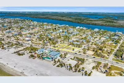 111 Coconut Dr, Fort Myers Beach, FL 33931 - Photo 14