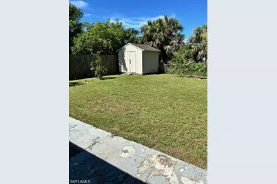 3161 43rd St SW, Naples, FL 34116 - Photo 8