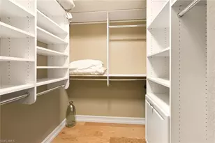 571 E Serendipity Dr, Naples, FL 34108 - Photo 20