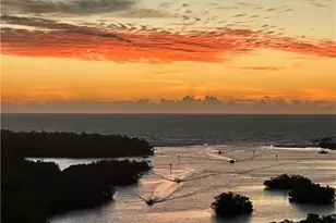 425 Dockside Dr, Naples, FL 34110 - Photo 4