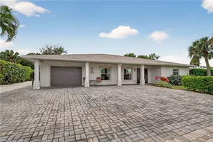 542 92nd Ave N, Naples, FL 34108 - Photo 12