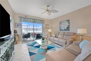 2810 Cypress Trace Cir, Naples, FL 34119 - Photo 2