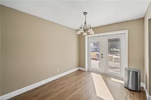 922 SE 27th Terrace, Cape Coral, FL 33904 - Photo 10