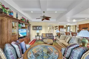 530 Avellino Isles Cir, Naples, FL 34119 - Photo 6