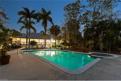 5660 English Oaks Ln, Naples, FL 34119 - Photo 10