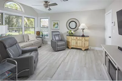4062 Crayton Rd #F5, Naples, FL 34103 - Photo 12