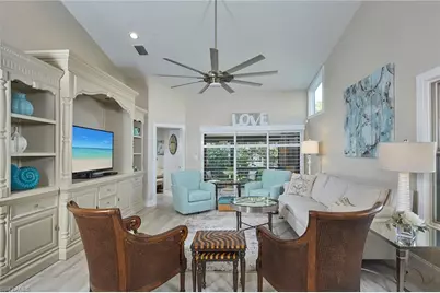 4062 Crayton Rd #F5, Naples, FL 34103 - Photo 4