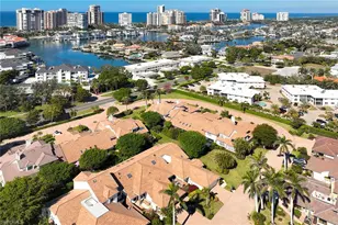 4062 Crayton Rd, Naples, FL 34103 - Photo 18