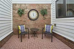 4062 Crayton Rd, Naples, FL 34103 - Photo 16