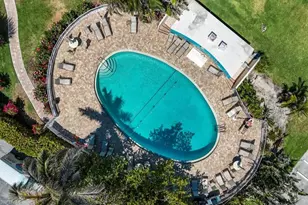 5 Bluebill Ave, Naples, FL 34108 - Photo 4