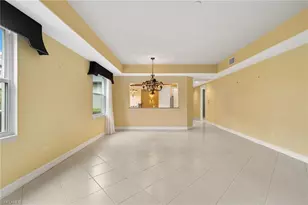 6073 Ashford Ln, Naples, FL 34110 - Photo 16