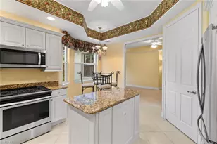 6073 Ashford Ln, Naples, FL 34110 - Photo 8