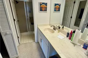 501 Lake Louise Cir, Naples, FL 34110 - Photo 10