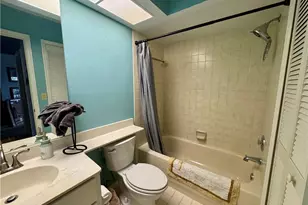 501 Lake Louise Cir, Naples, FL 34110 - Photo 14