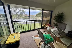 501 Lake Louise Cir, Naples, FL 34110 - Photo 2