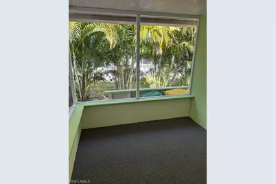 604 Charlemagne Blvd, Naples, FL 34112 - Photo 10