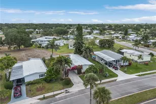 604 Charlemagne Blvd, Naples, FL 34112 - Photo 2