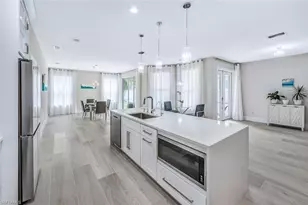 8260 Laurel Lakes Blvd, Naples, FL 34119 - Photo 14