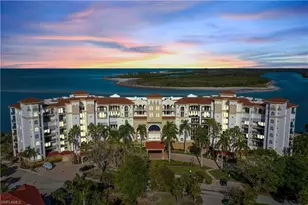 700 La Peninsula Blvd, Naples, FL 34113 - Photo 42