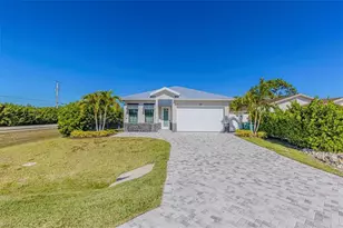 803 92nd Ave N, Naples, FL 34108 - Photo 2