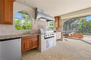 4916 Crayton Rd, Naples, FL 34103 - Photo 6