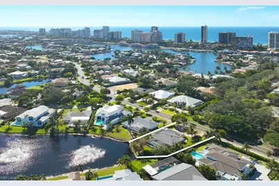 4916 Crayton Rd, Naples, FL 34103 - Photo 34