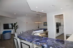 891 10th St S, Naples, FL 34102 - Photo 16