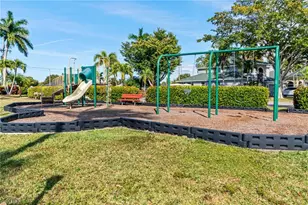 1777 Emerald Cove Cir, Cape Coral, FL 33991 - Photo 40