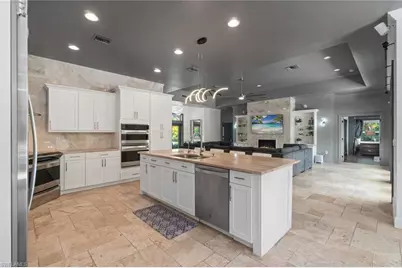 5420 Boxwood Way, Naples, FL 34116 - Photo 10