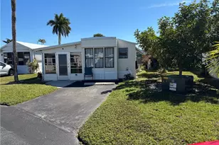 9 Jade Dr, Naples, FL 34114 - Photo 1