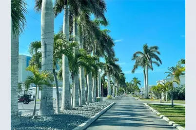 56 Doubloon Way, Fort Myers Beach, FL 33931 - Photo 10