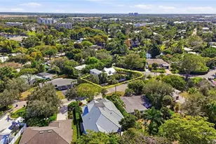 1260 Forest Ave, Naples, FL 34102 - Photo 4