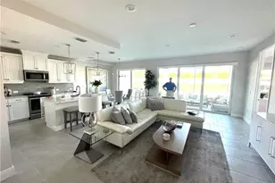 2555 Seychelles Dr, Naples, FL 34112 - Photo 6