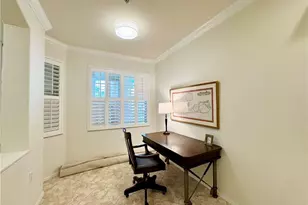 4884 Hampshire Ct, Naples, FL 34112 - Photo 14