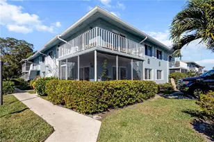 232 Palm Dr, Naples, FL 34112 - Photo 2