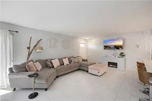 232 Palm Dr, Naples, FL 34112 - Photo 4