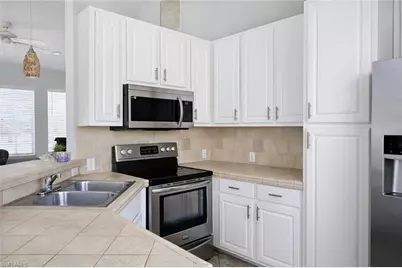 701 Arundel Cir, Fort Myers, FL 33913 - Photo 10