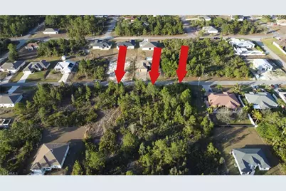 2911 45th St W, Lehigh Acres, FL 33971 - Photo 4