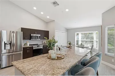 1429 Monarch Cir, Naples, FL 34116 - Photo 10