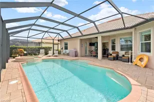 8095 Piedmont Dr, Naples, FL 34104 - Photo 6