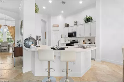 8095 Piedmont Dr, Naples, FL 34104 - Photo 20