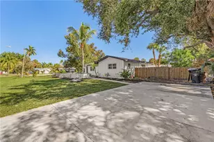 3843 Marvaez St, Fort Myers, FL 33901 - Photo 2