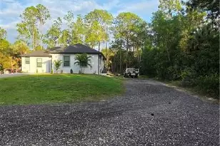 598 2nd St SE, Naples, FL 34117 - Photo 2